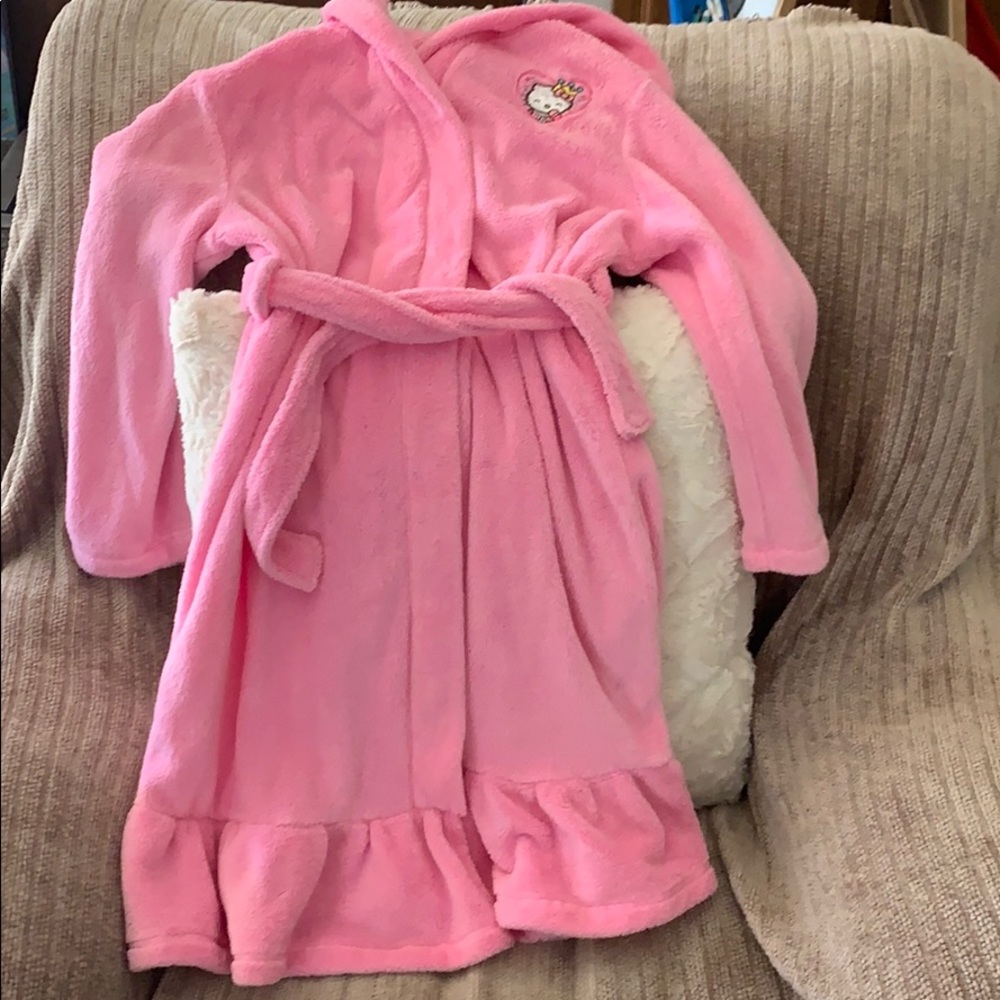 Hello Kitty Night Gown for 6-7 years old girls.